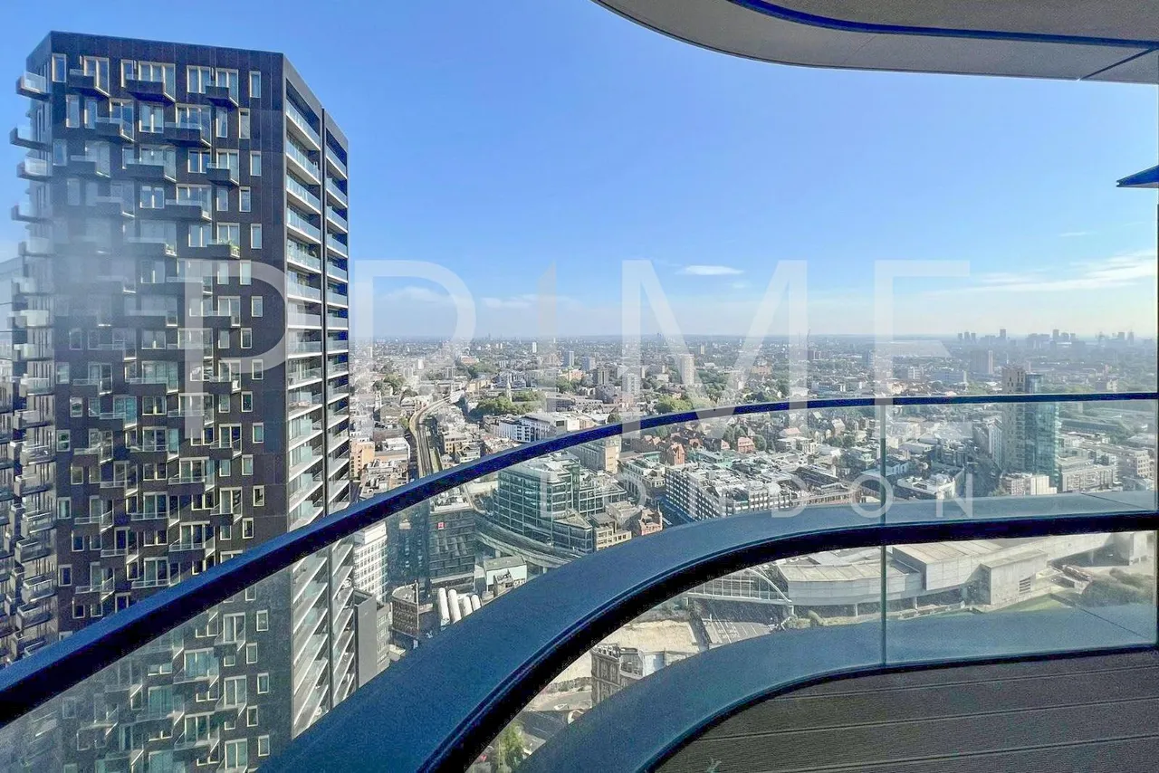 Principal Tower, Spitalfields, EC2A, photo 2
