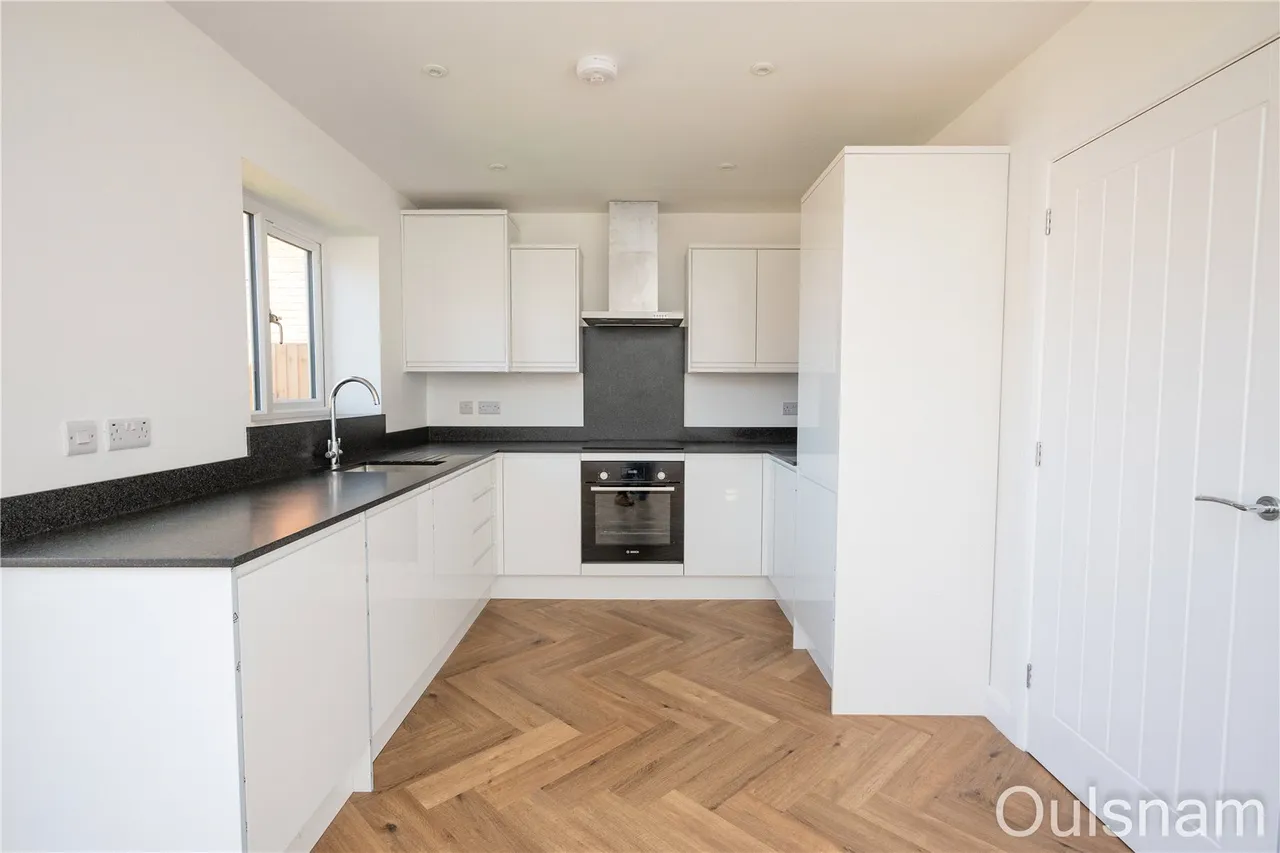 Haynes Close, Catshill, Bromsgrove, Worcestershire, B61 0LX, photo 4