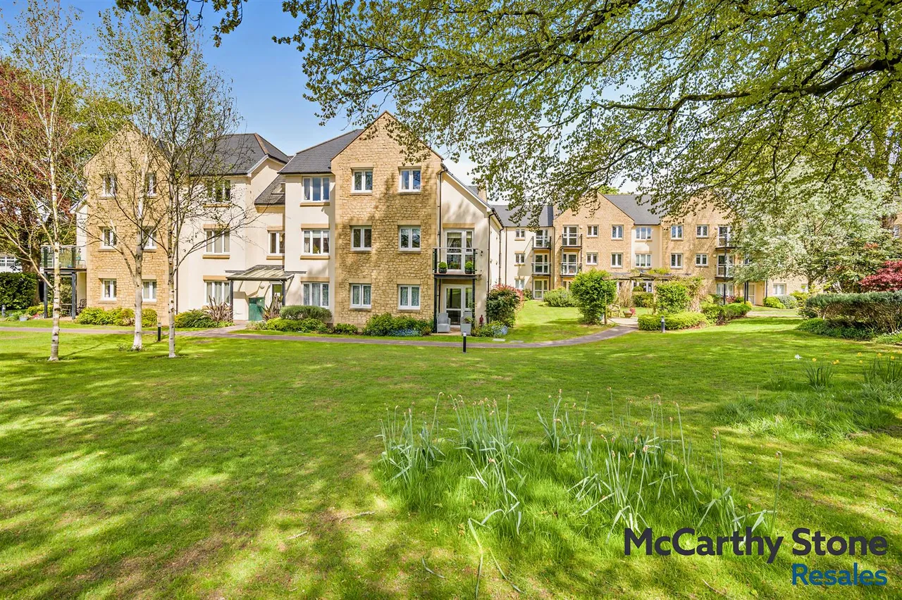 1 bed house for sale, Charlton Road, Shepton Mallet, BA4