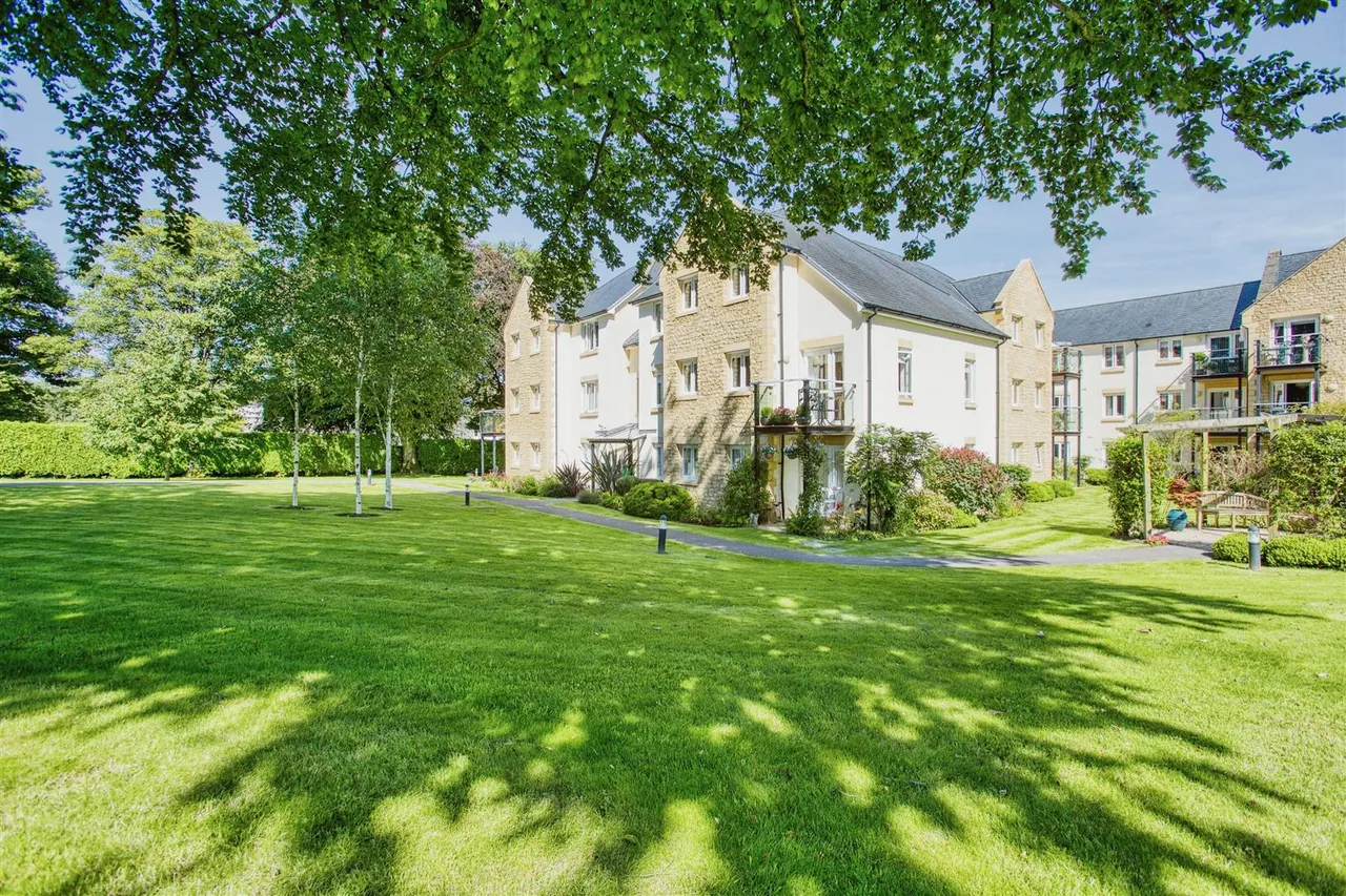 Charlton Road, Shepton Mallet, BA4, photo 17