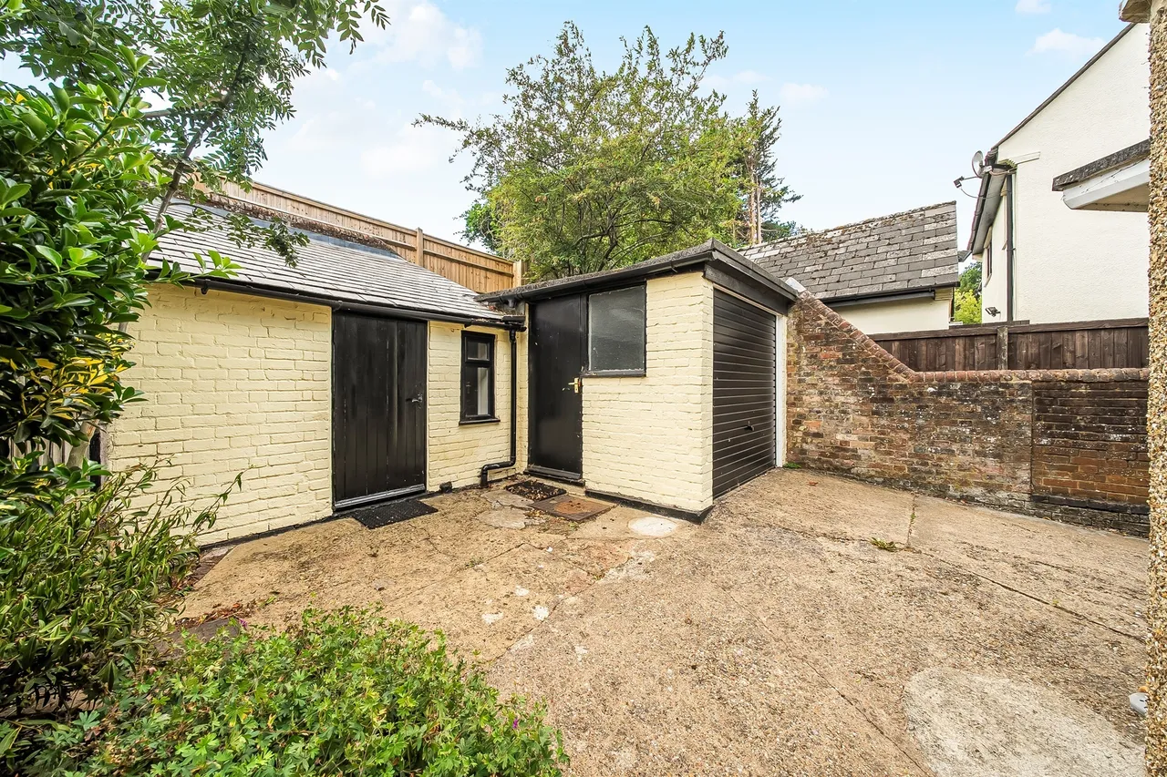 High Street, Sandridge, AL4, photo 9