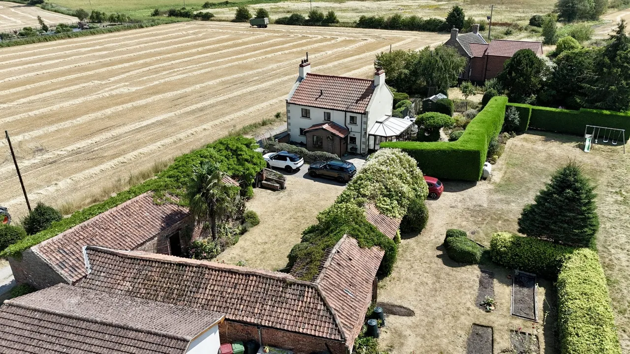 Woodhall Farmhouse Belshaw Lane, Belton, DN9, photo 28