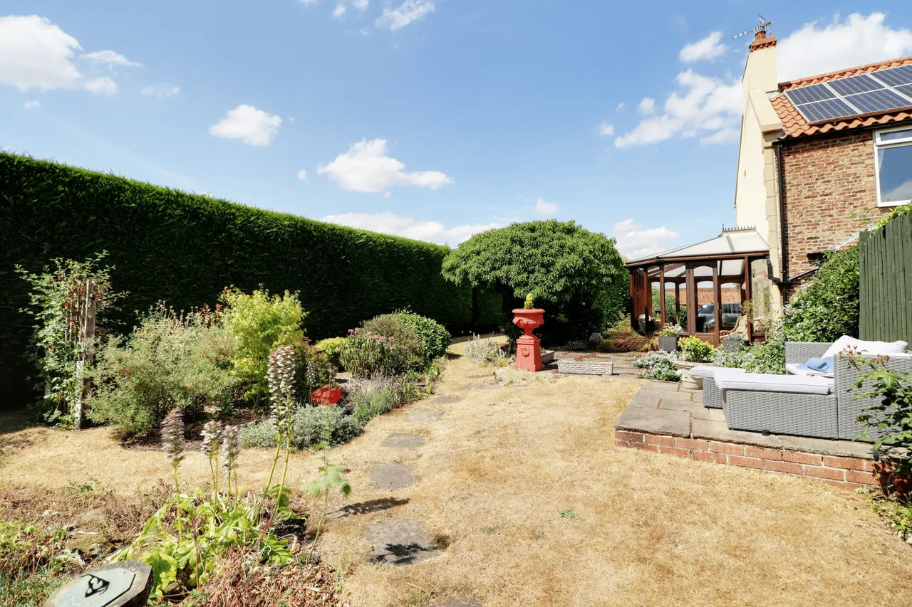 Woodhall Farmhouse Belshaw Lane, Belton, DN9, photo 22