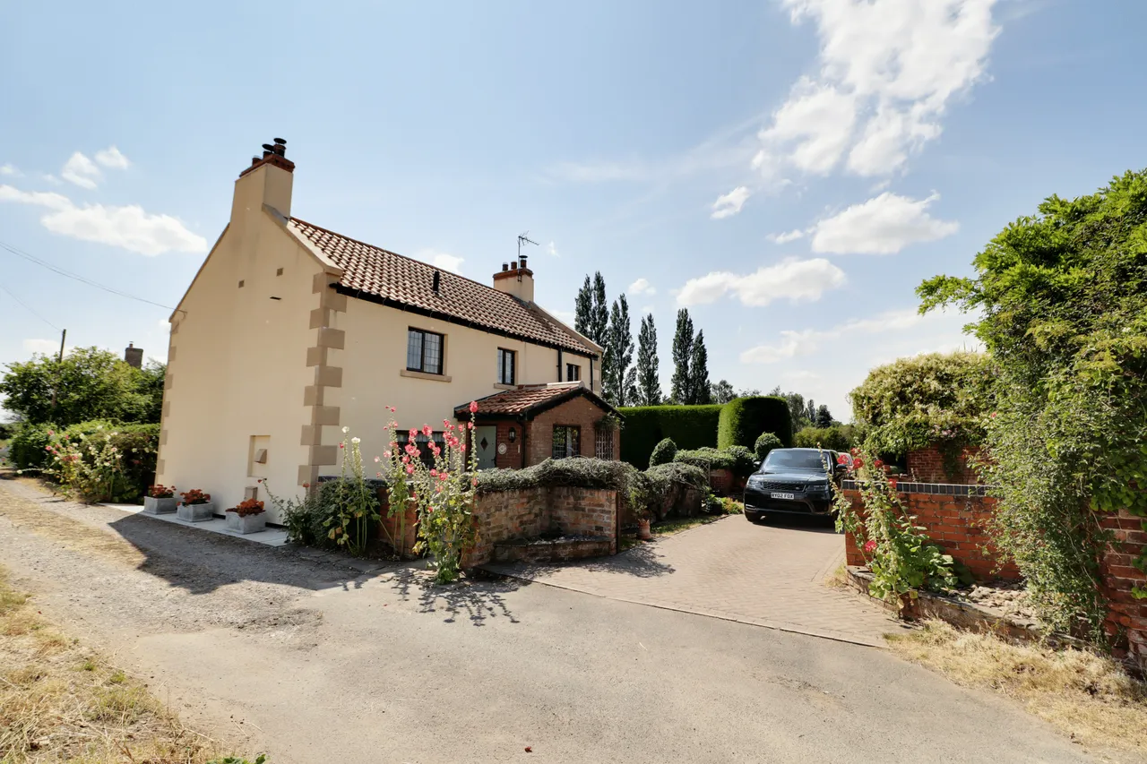 Woodhall Farmhouse Belshaw Lane, Belton, DN9, photo 15
