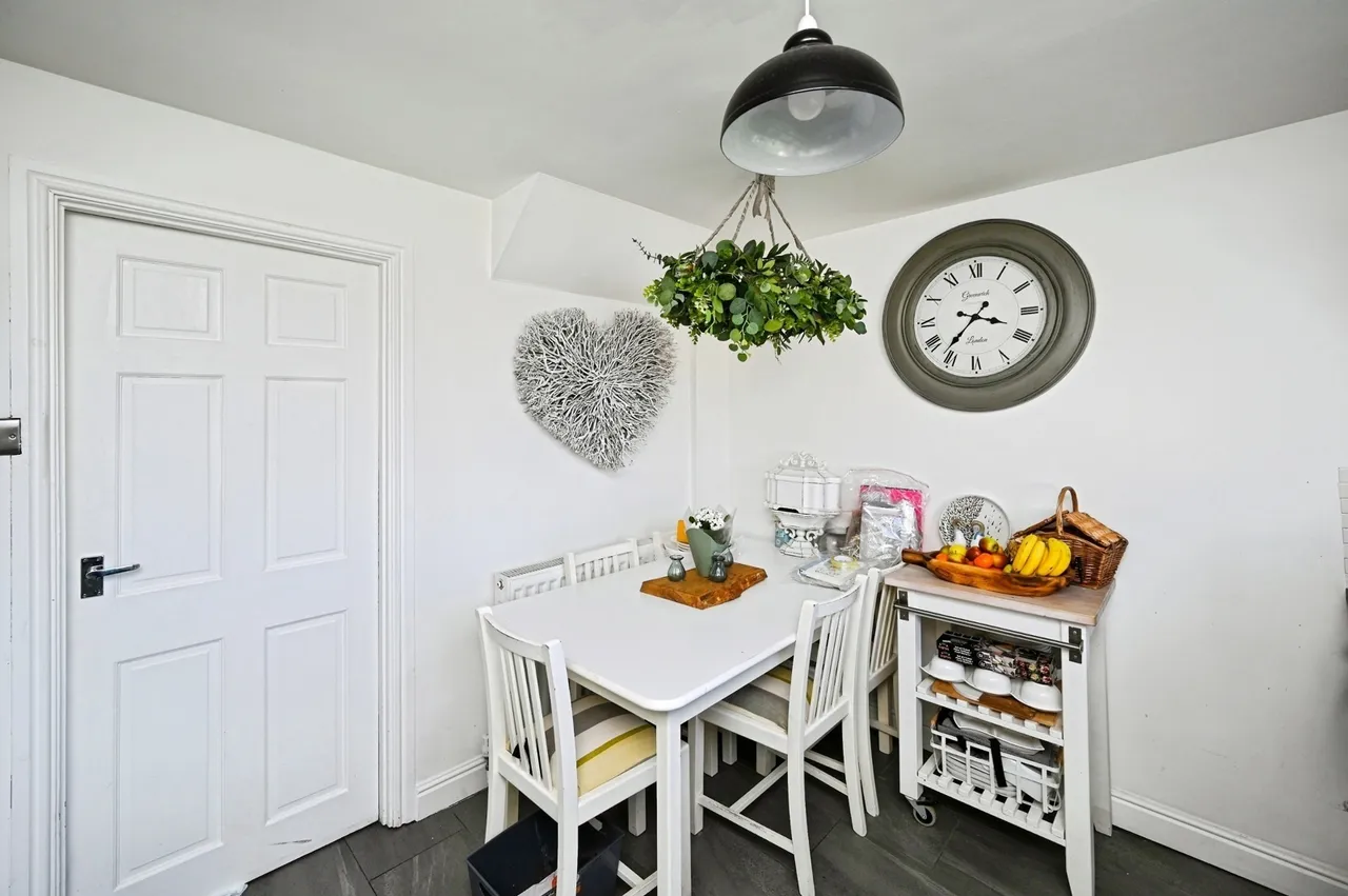 Rugby Road, Rainworth, Mansfield, NG21, photo 9