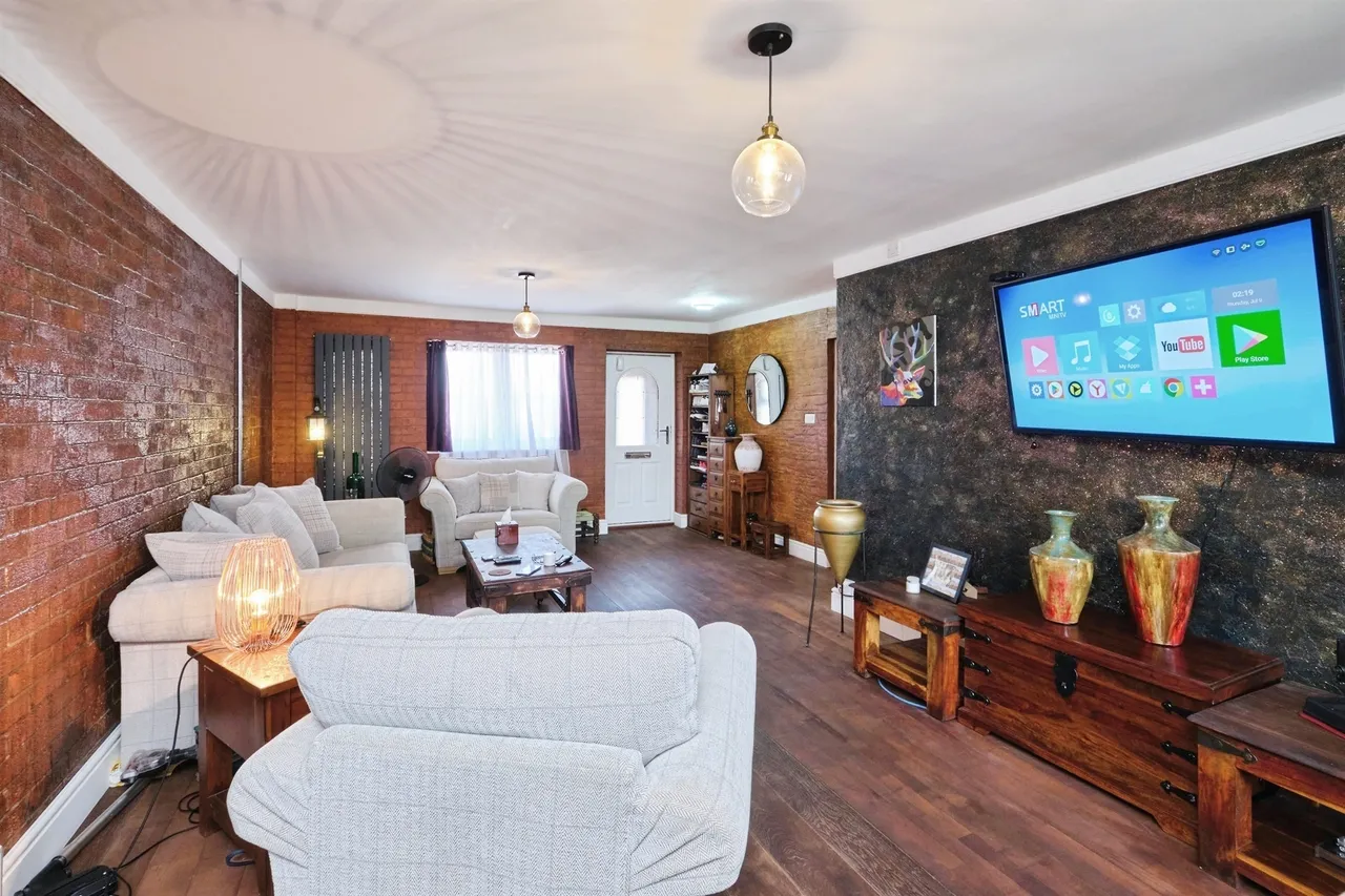 Lingard Road, Sutton Coldfield, photo 2
