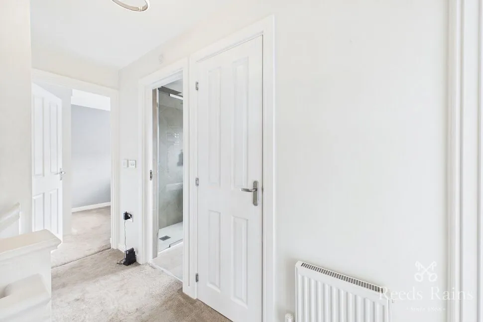 Raisbeck Road, Offerton, SK2, photo 18