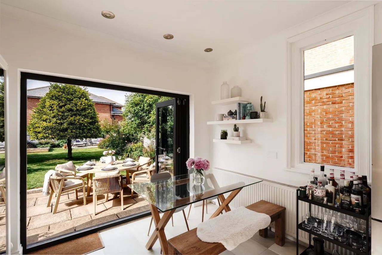 Shrub End Road, Colchester, photo 9