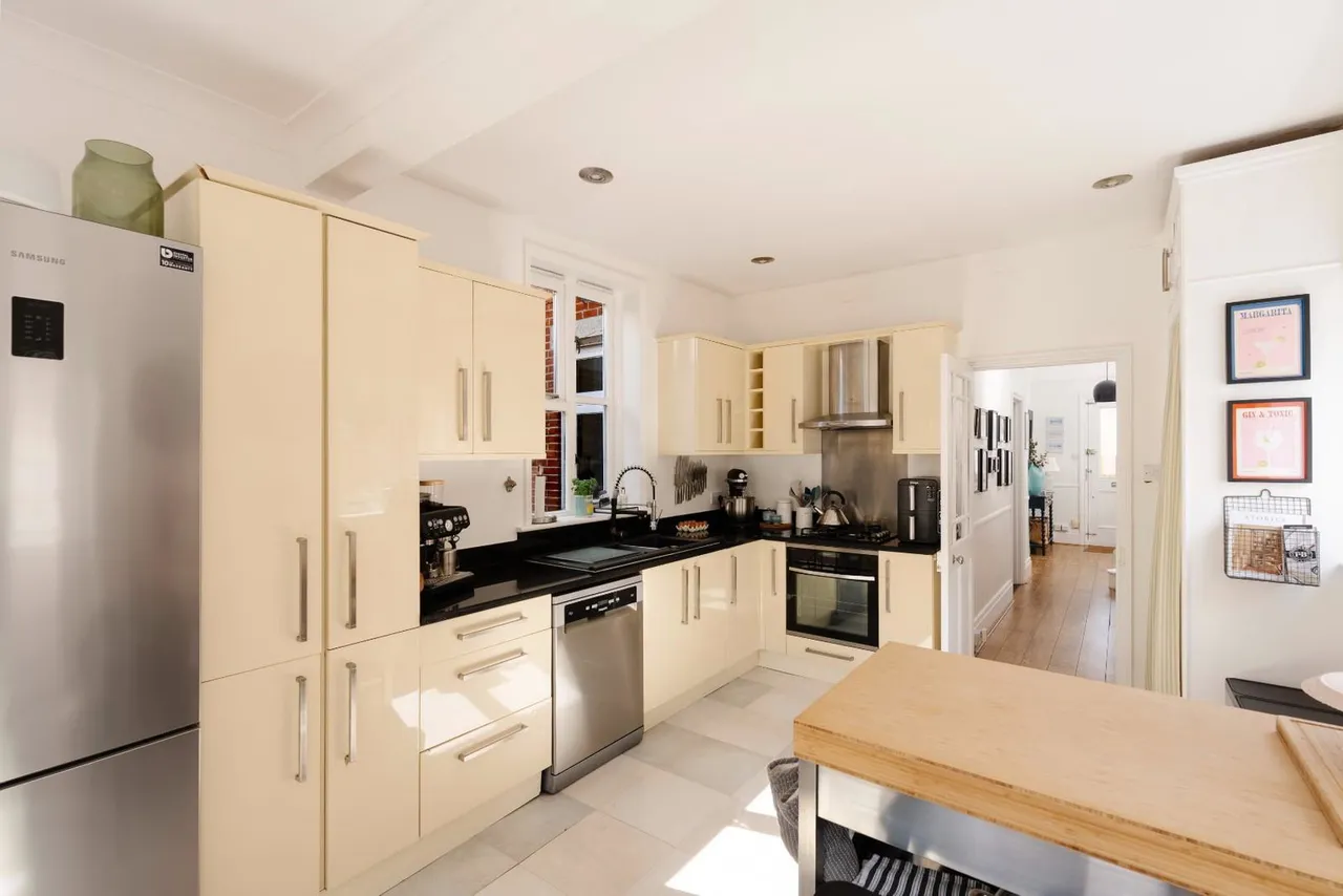 Shrub End Road, Colchester, photo 11