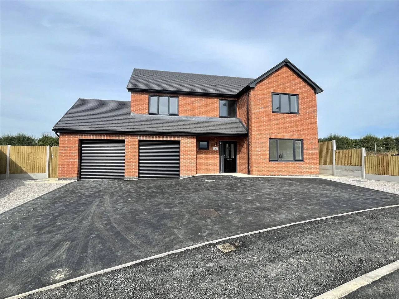 4 bed house for sale, Ridgeway View, Churchstoke