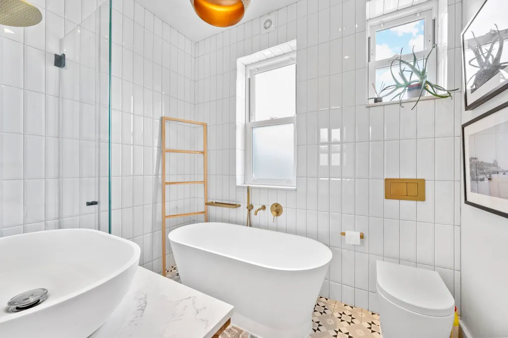 Southdean Gardens, London, SW19, photo 9