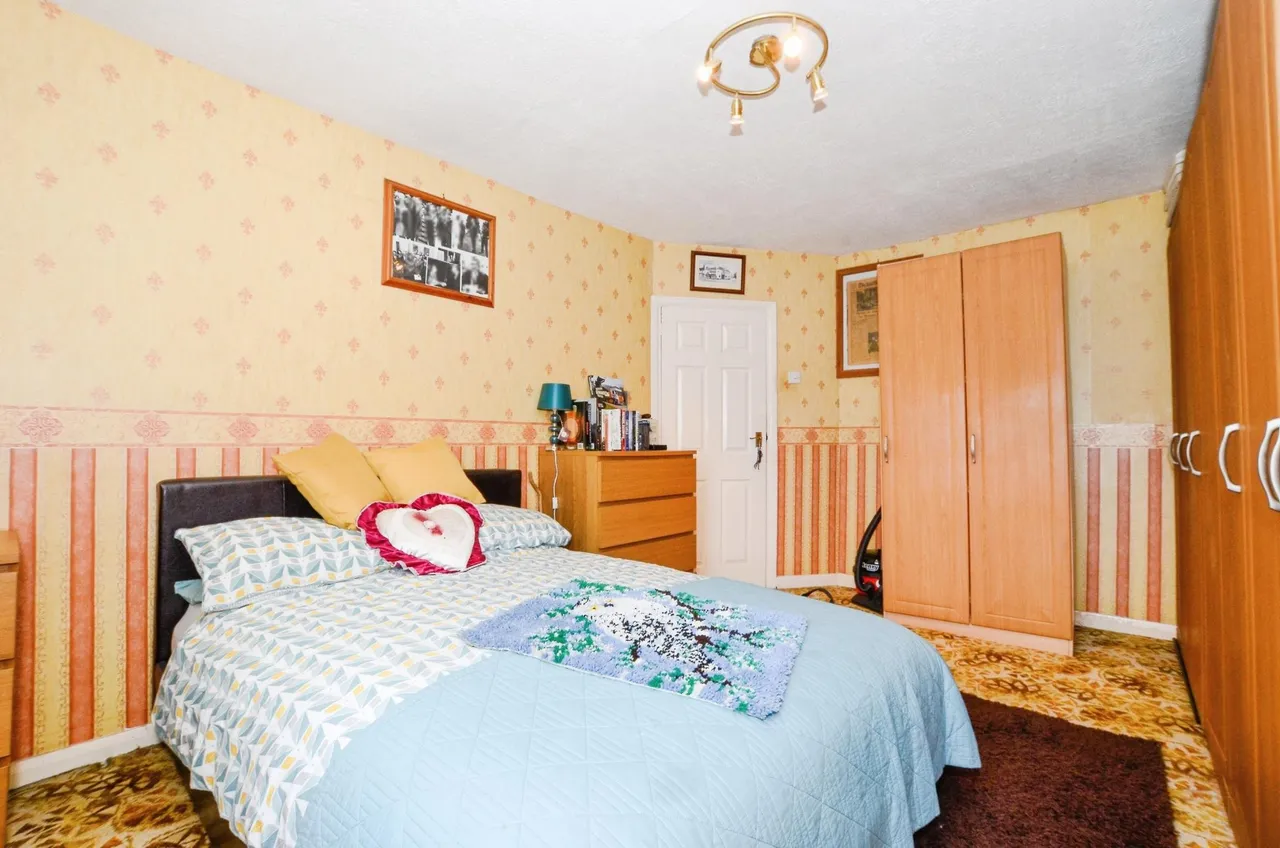 St Margaret's Avenue, Hillingdon, UB8, photo 10