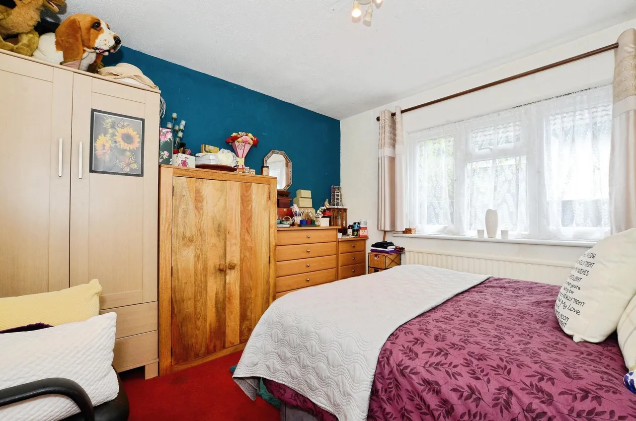 St Margaret's Avenue, Hillingdon, UB8, photo 11