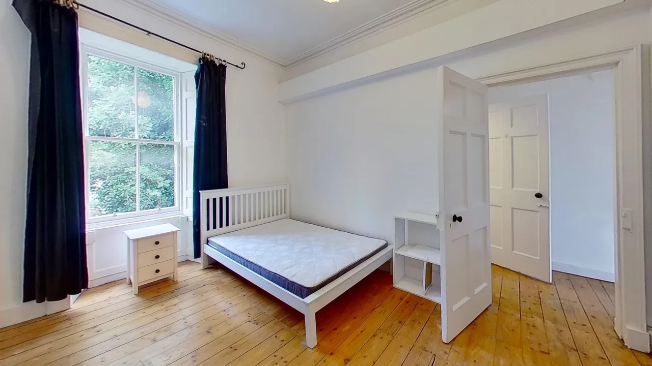 Gardners Crescent, Edinburgh, EH3, photo 6
