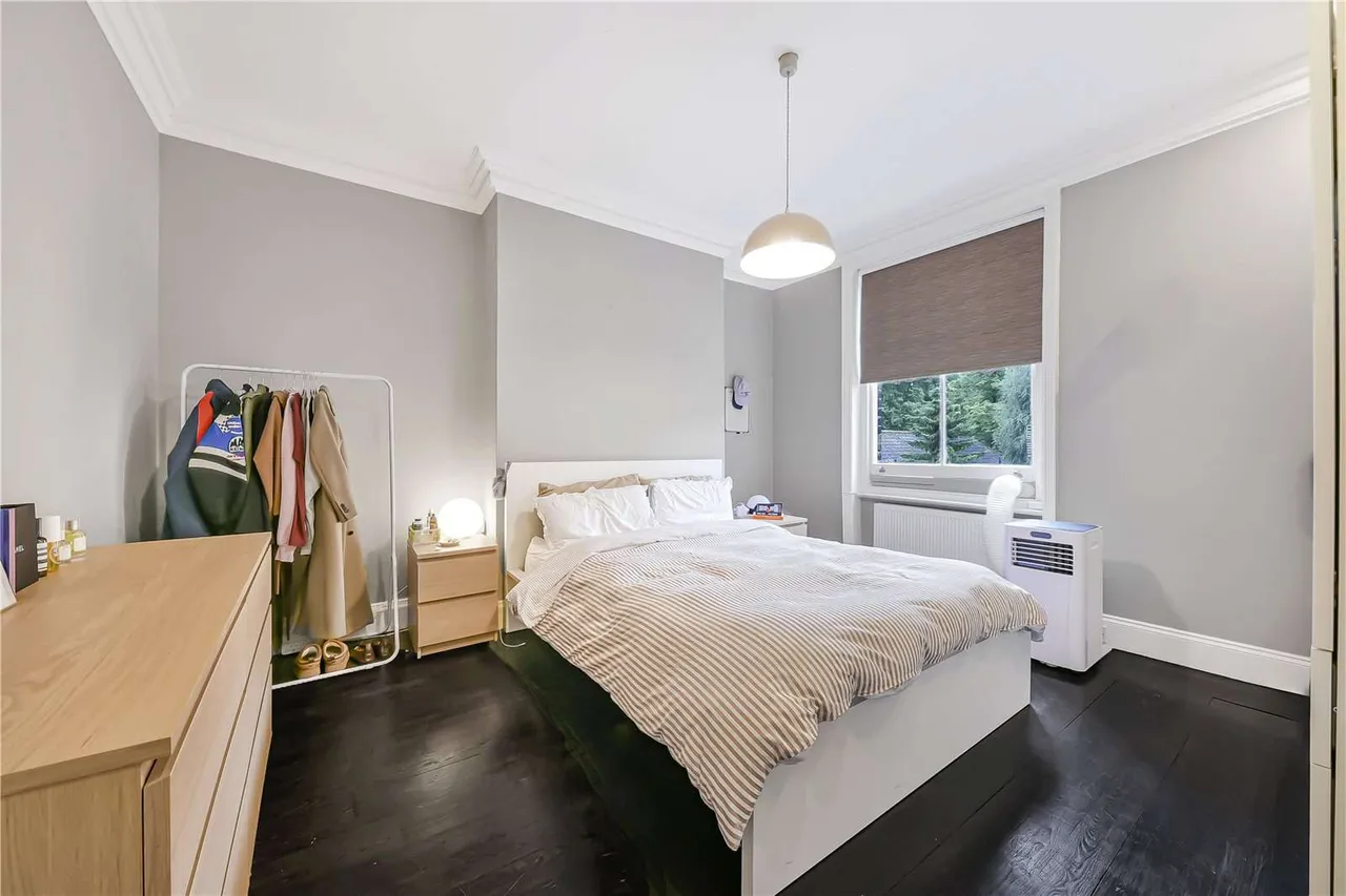 St. Johns Wood High Street, London, NW8 7NG, photo 6