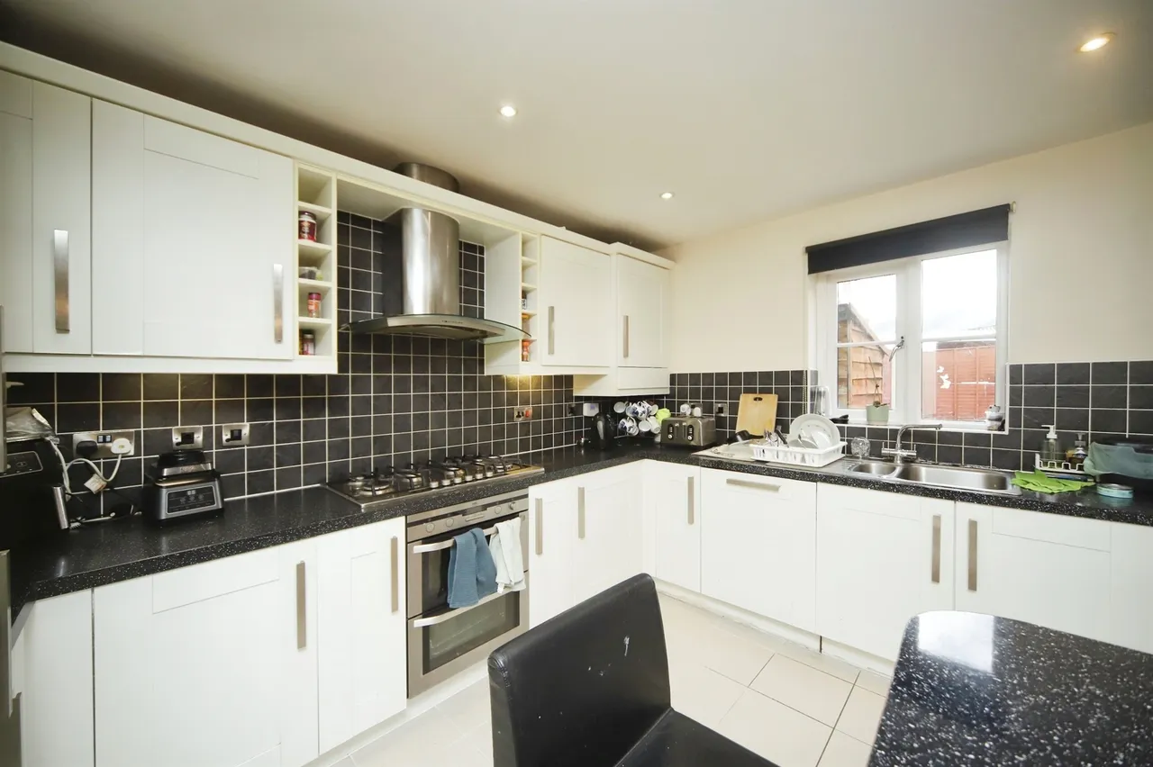 Roughmoor Close, Taunton, TA1, photo 4