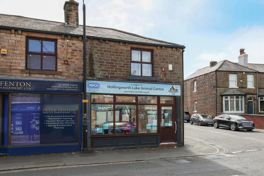 Hare Hill Road, Littleborough OL15 9AD, photo 17