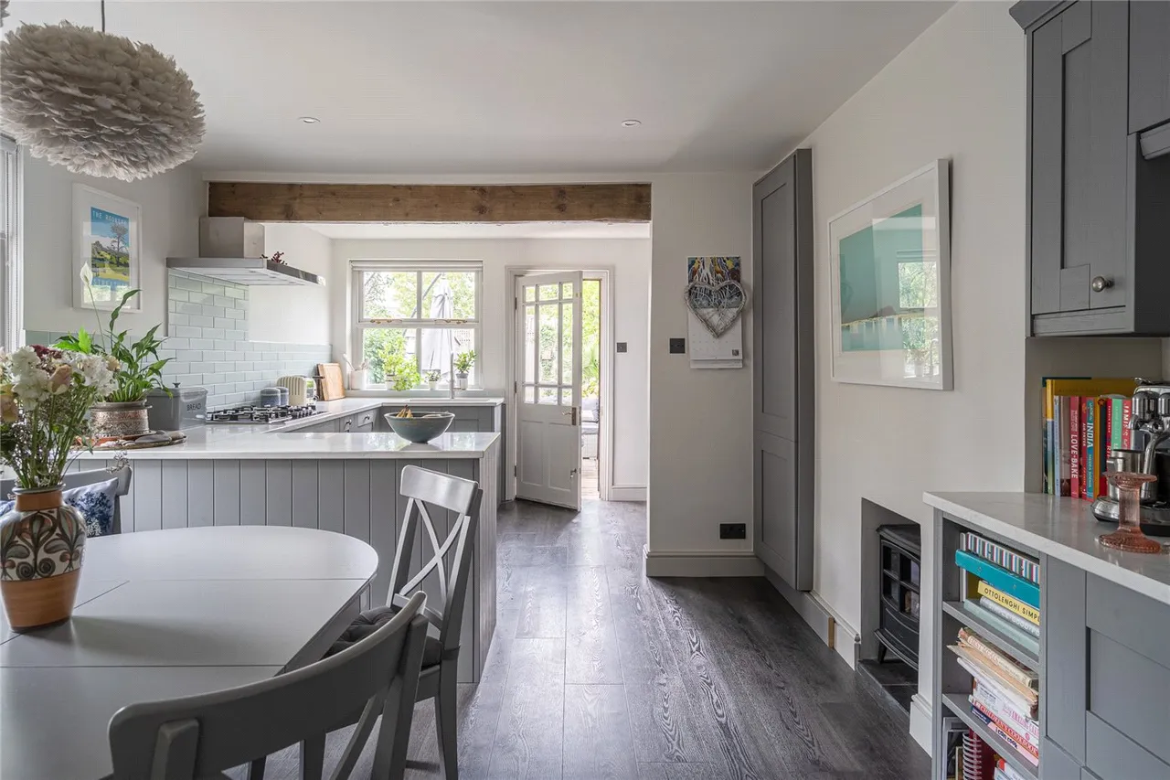 5 bed house for sale — Lewin Road, London, SW16