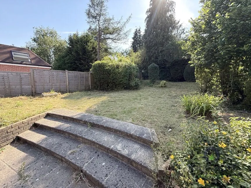 Brighton Road, Hooley, Surrey, CR5, photo 7