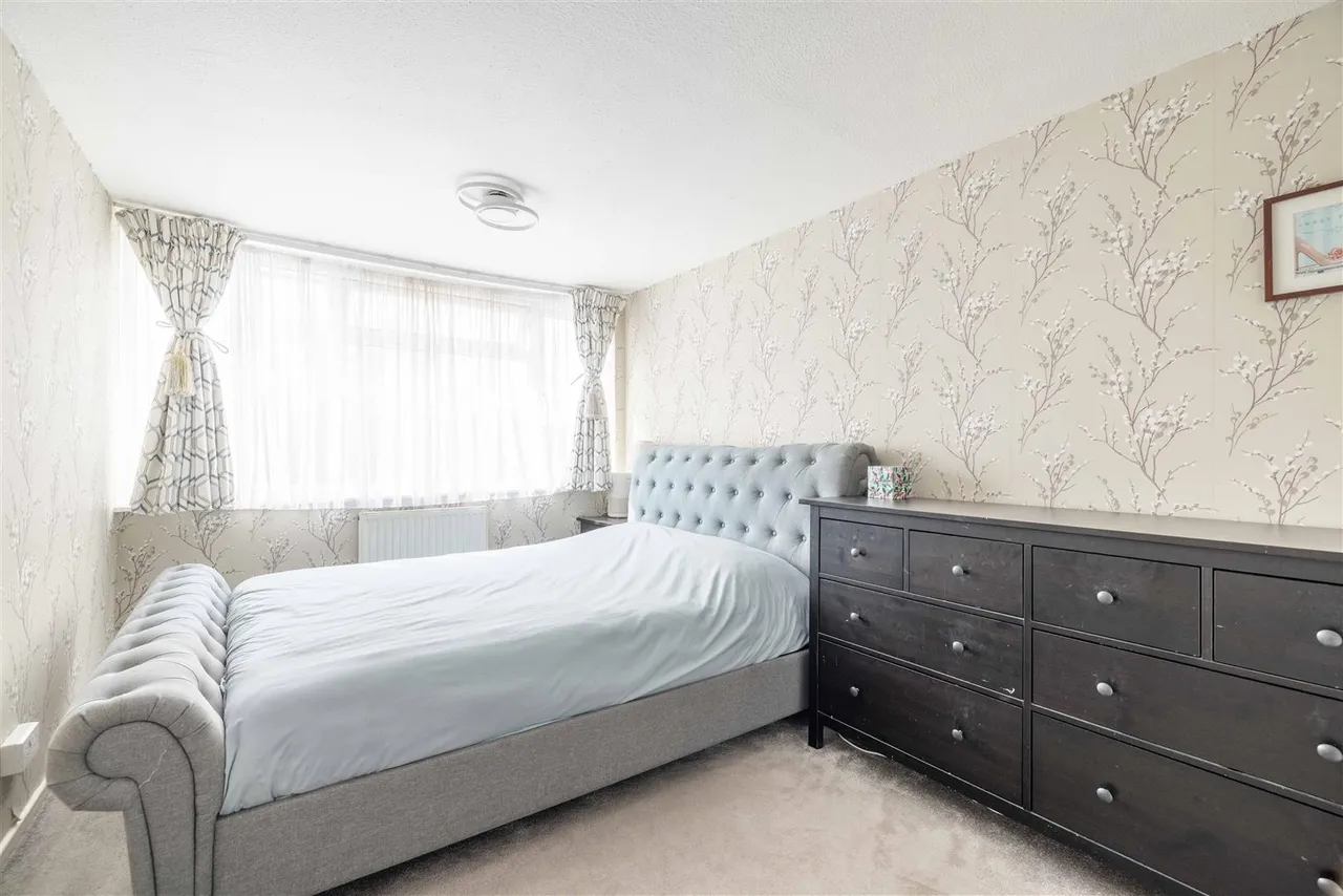 Black Horse Close, Windsor, Berkshire, SL4 5QP, photo 10