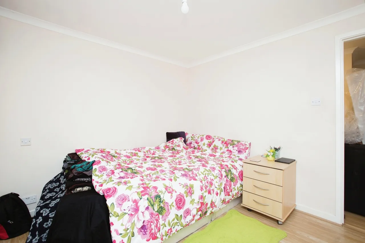 Beechwood Mews, London, N9, photo 11