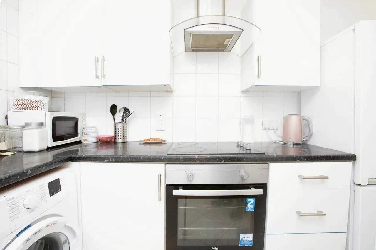 Beechwood Mews, London, N9, photo 9