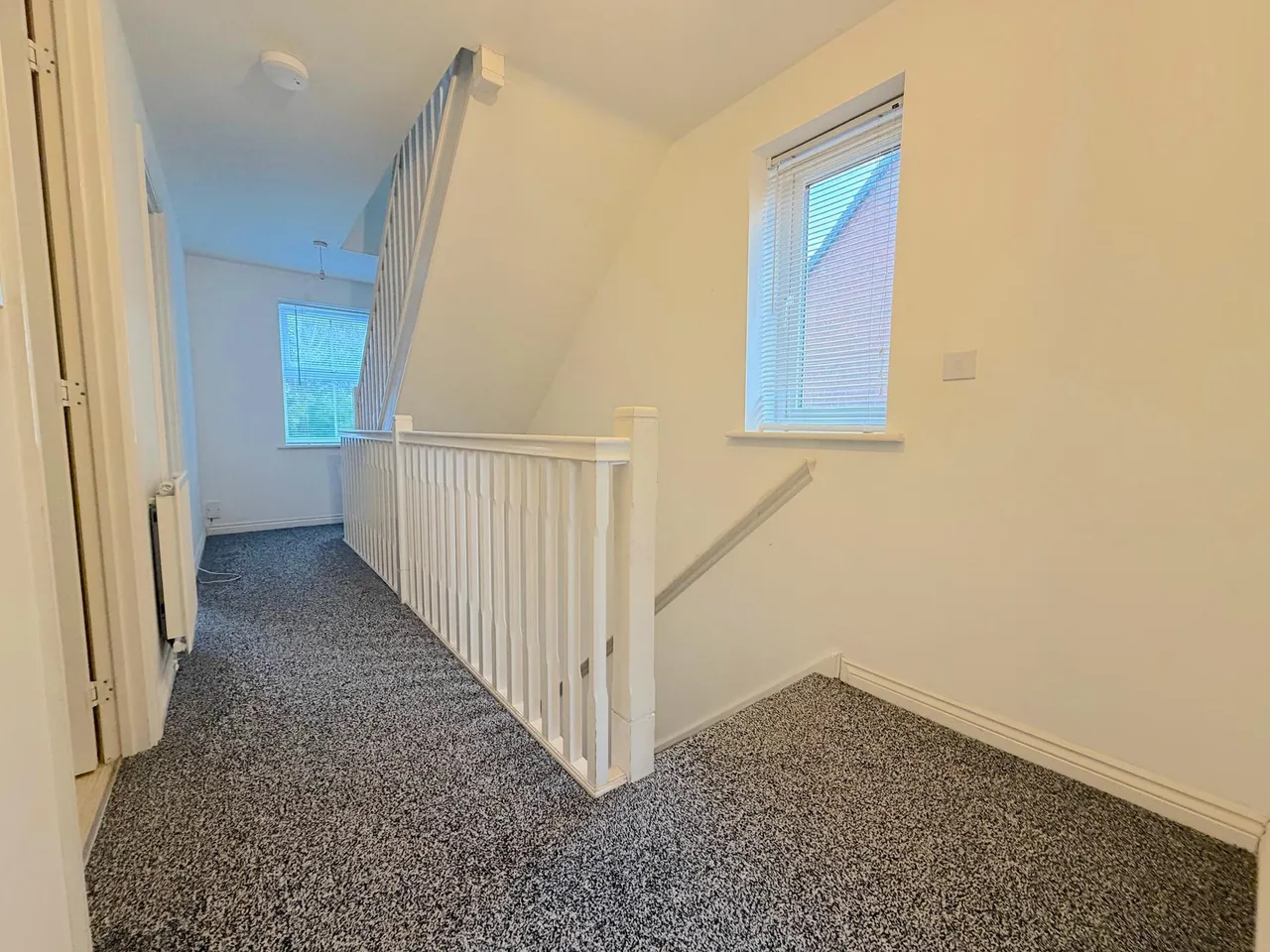 Greenock Crescent, Parkfields, WV4, photo 8