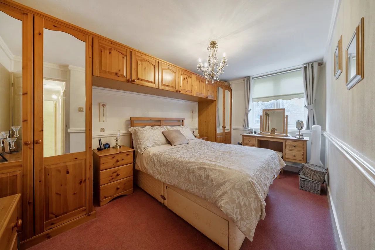 Laxley Close, SE5, photo 18