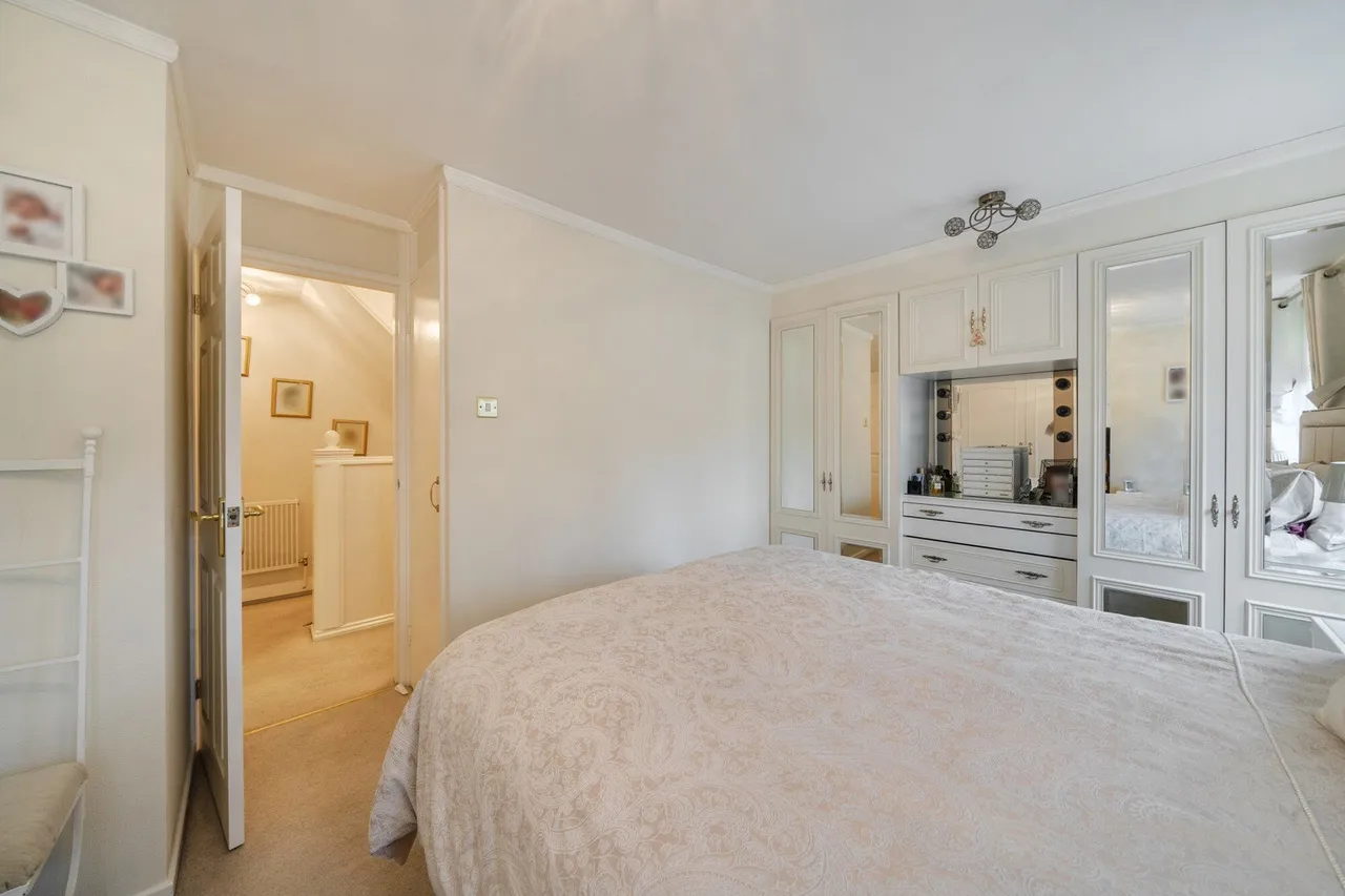 Laxley Close, SE5, photo 21