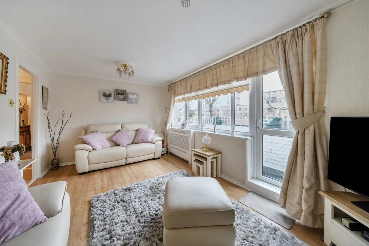 Laxley Close, SE5, photo 9
