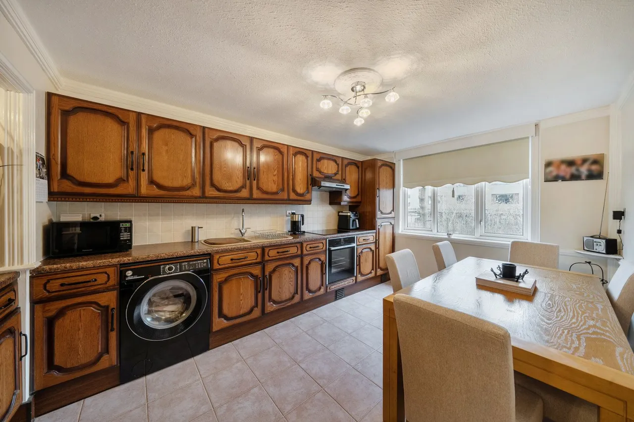 Laxley Close, SE5, photo 17