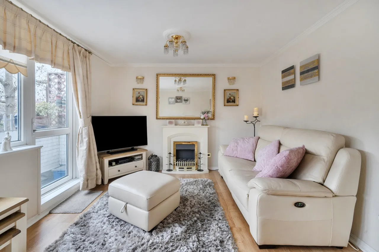 Laxley Close, SE5, photo 12