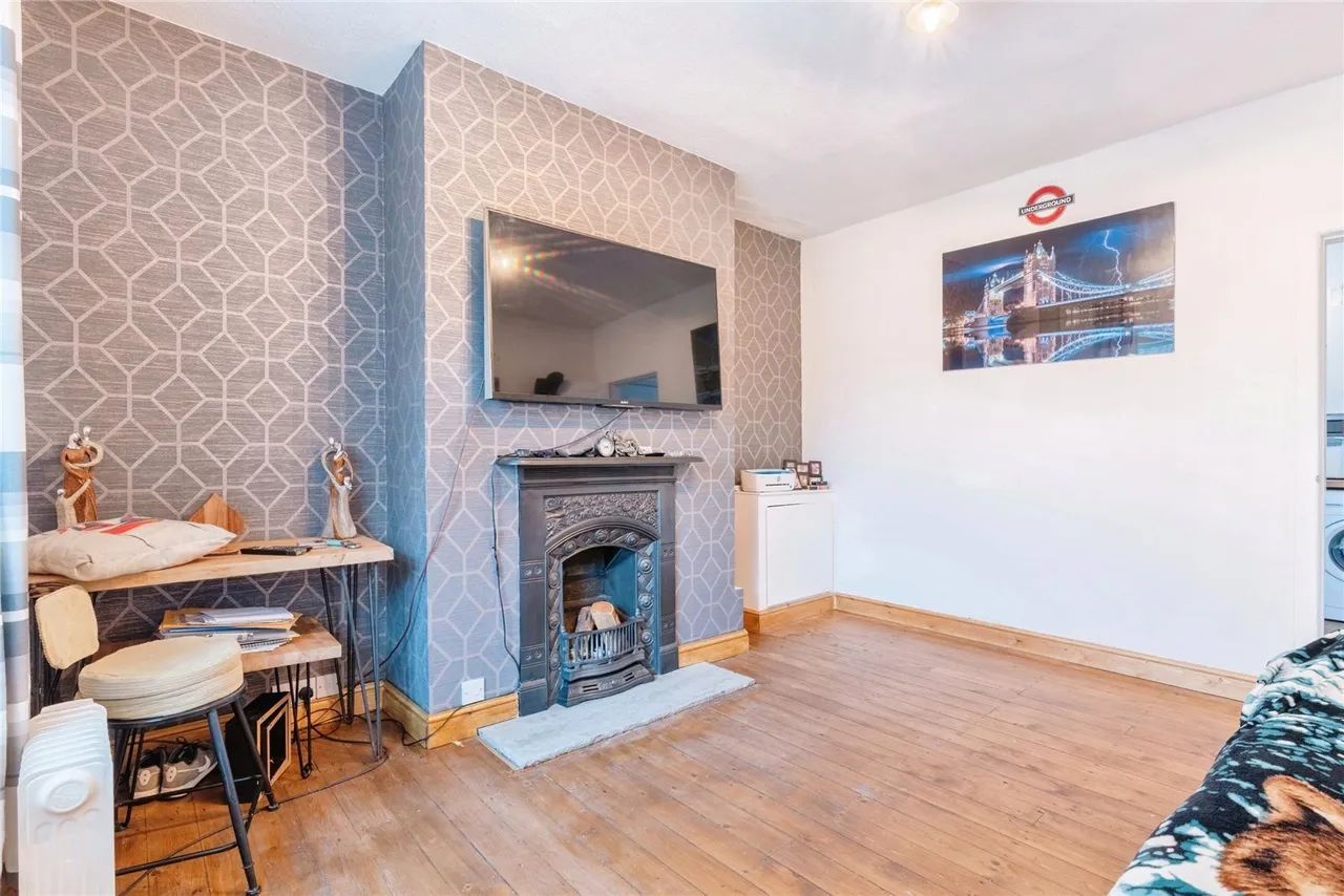 Rossendale Road, Burnley, Lancashire, BB11, photo 5