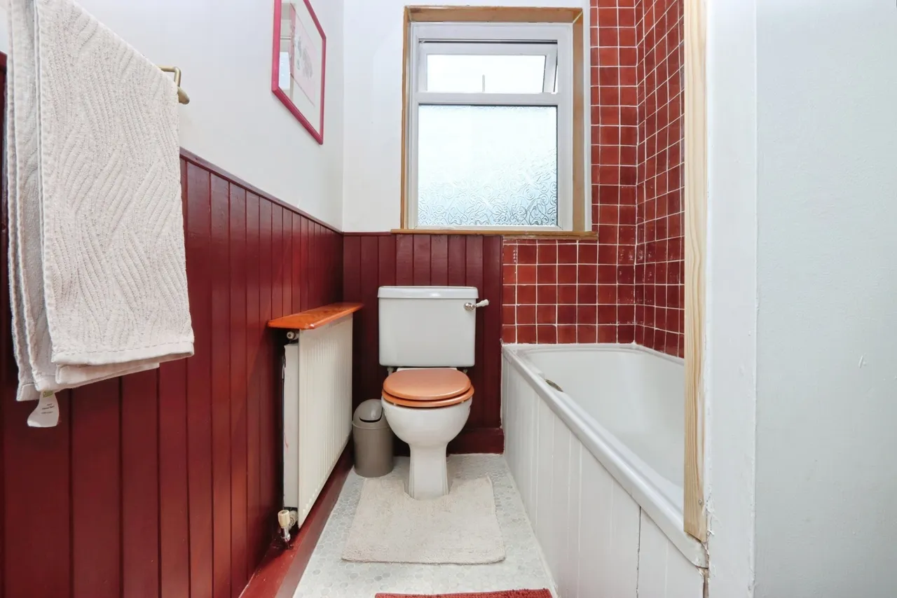 Lancing Road, Sheffield, S2, photo 10