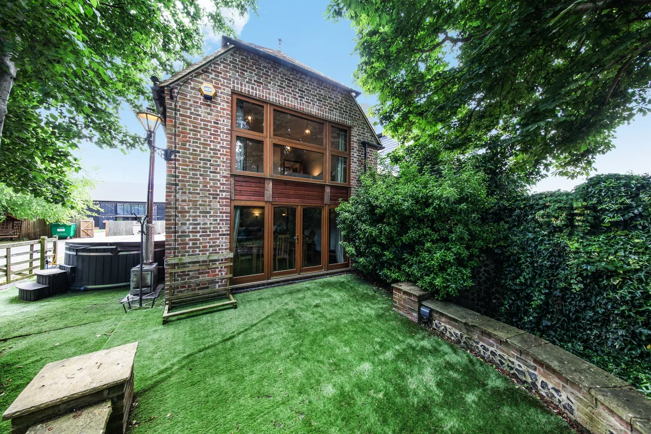 Church Lane, Gravesend, KENT, DA12 2NL, photo 10