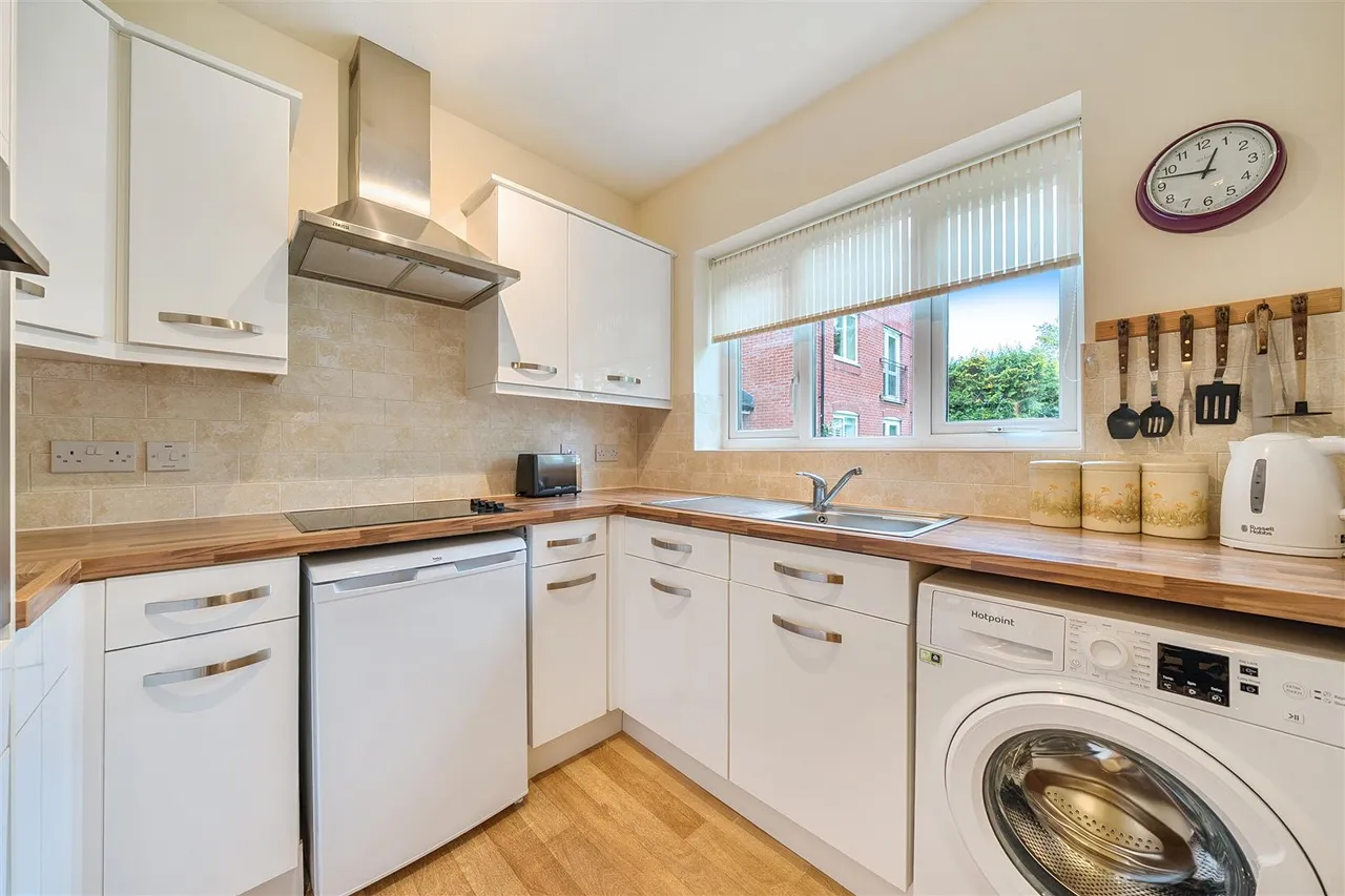 Langford Road, Honiton, EX14, photo 7