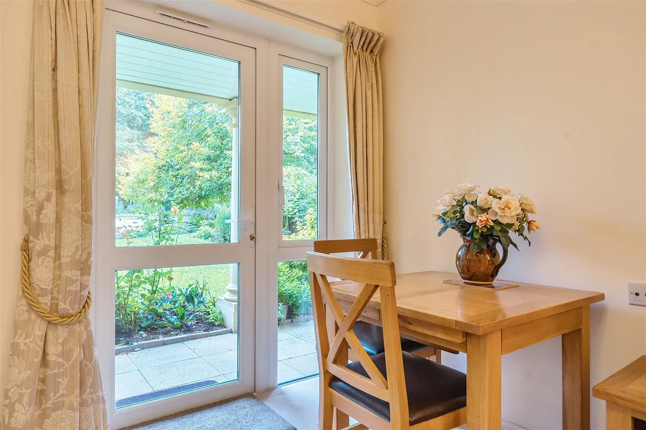 Langford Road, Honiton, EX14, photo 6