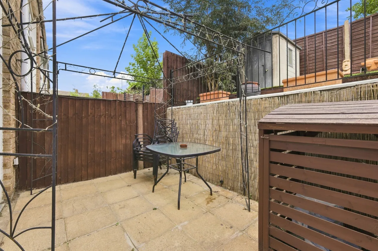 The Dale, Waltham Abbey, EN9, photo 22