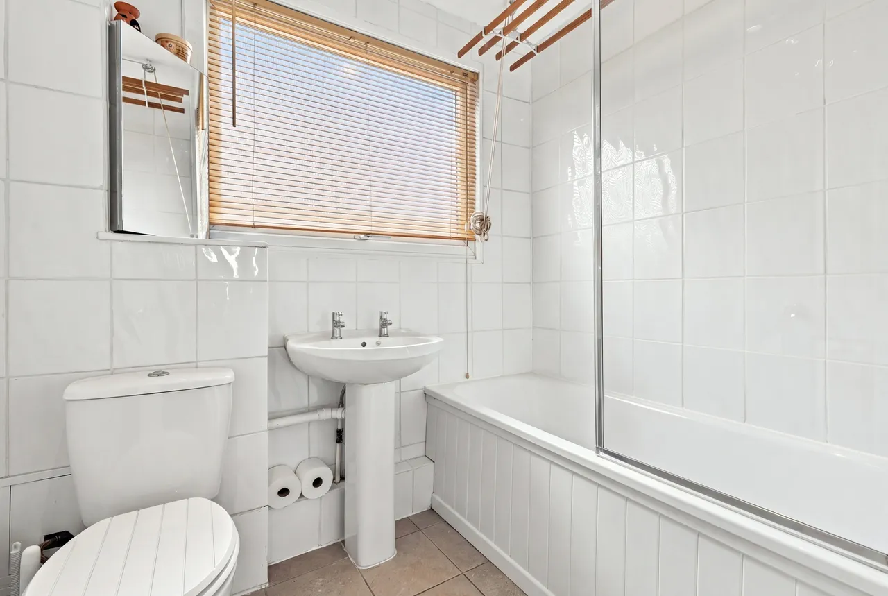 The Dale, Waltham Abbey, EN9, photo 21