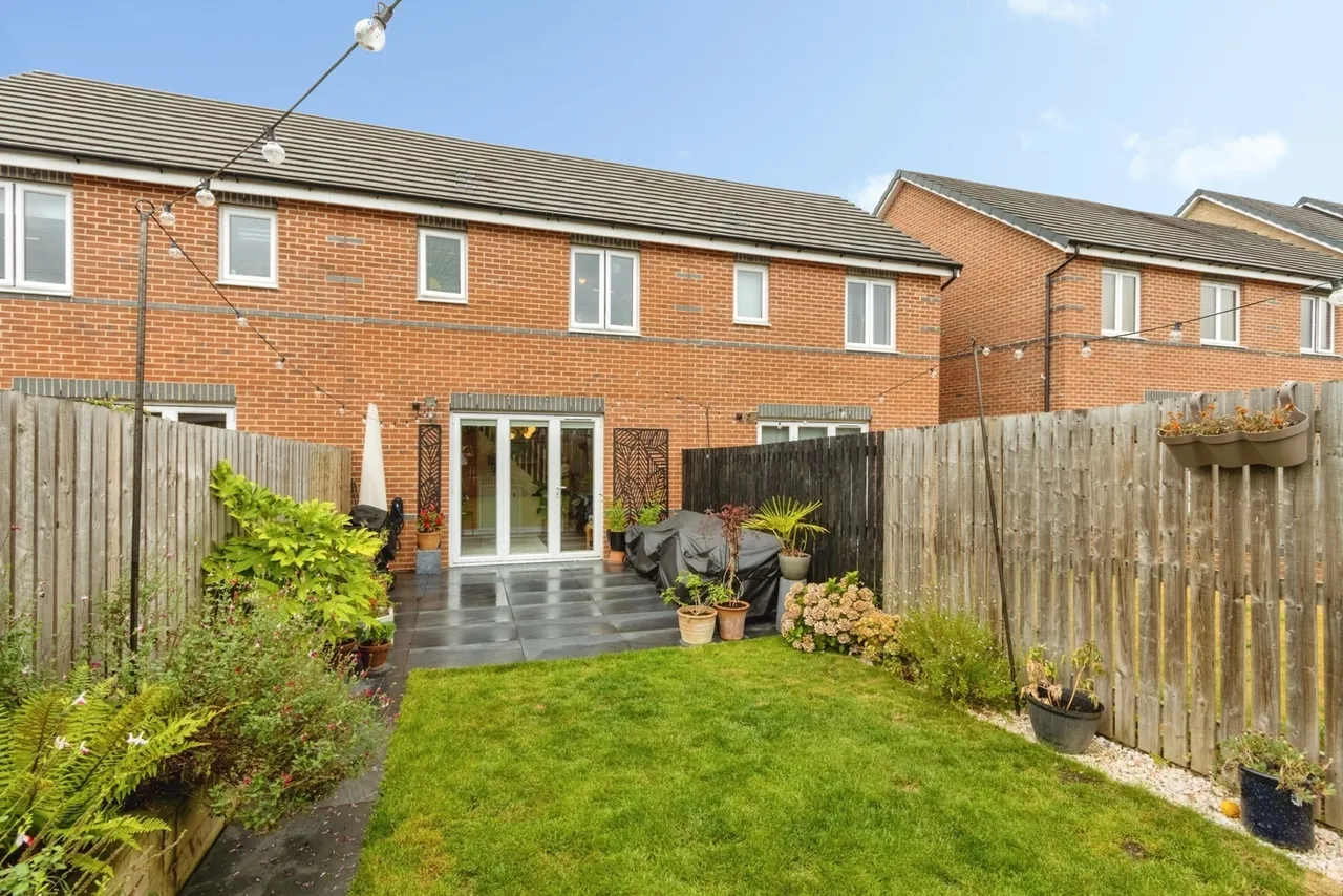 Little Wood Crescent, Wakefield, West Yorkshire, WF1, photo 13