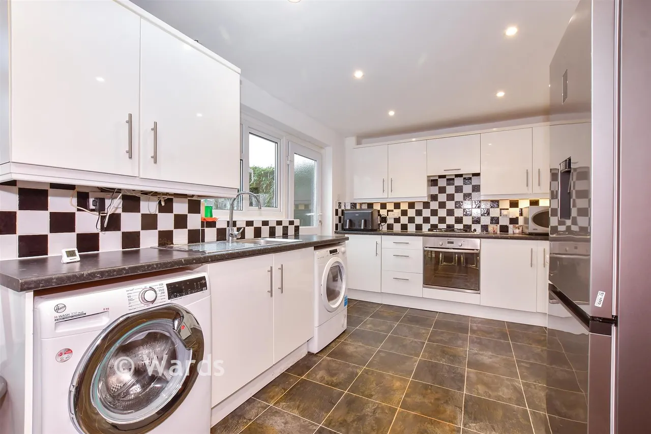 Swalecliffe Court Drive, Whitstable, CT5, photo 3