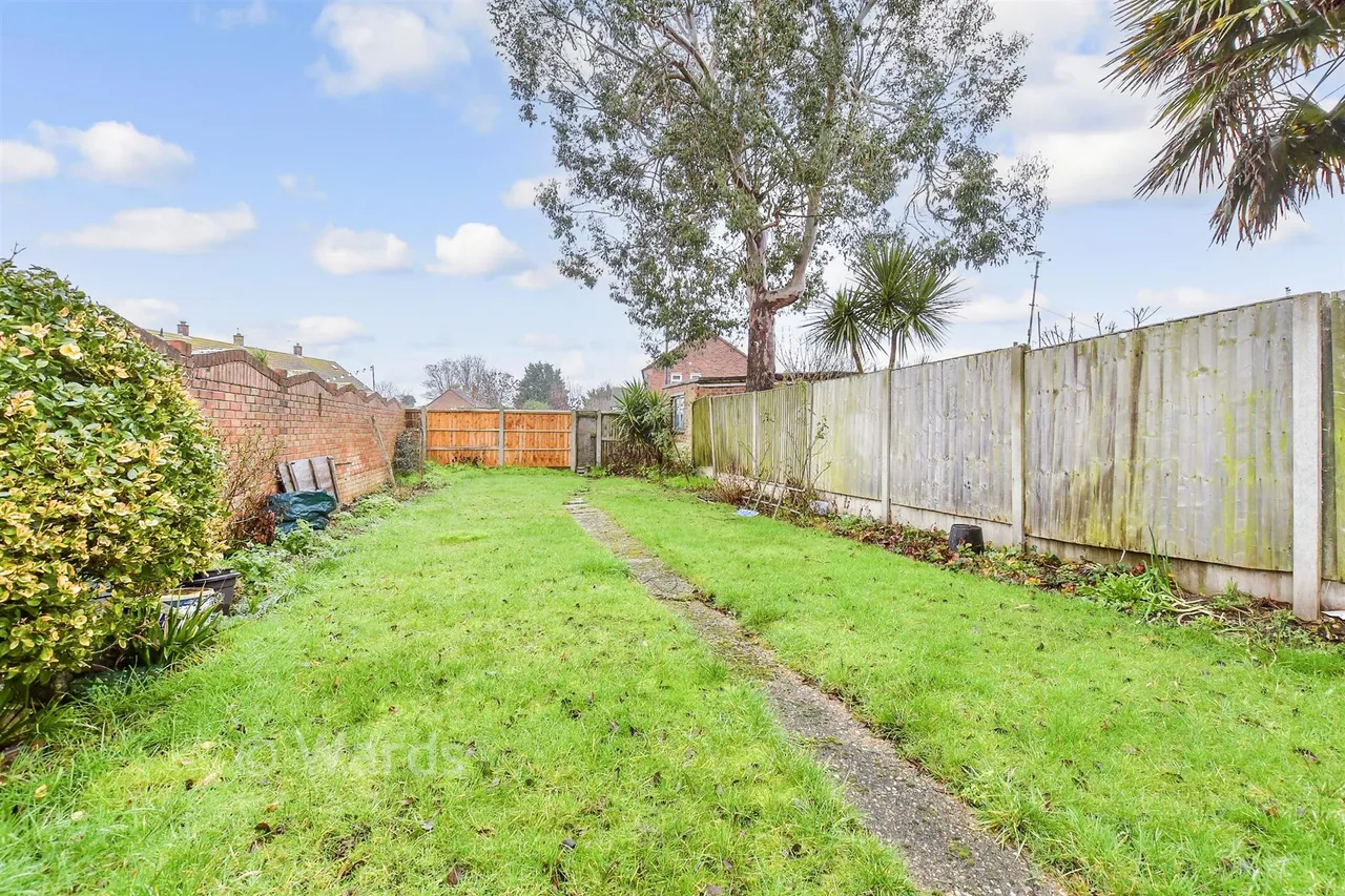 Swalecliffe Court Drive, Whitstable, CT5, photo 2