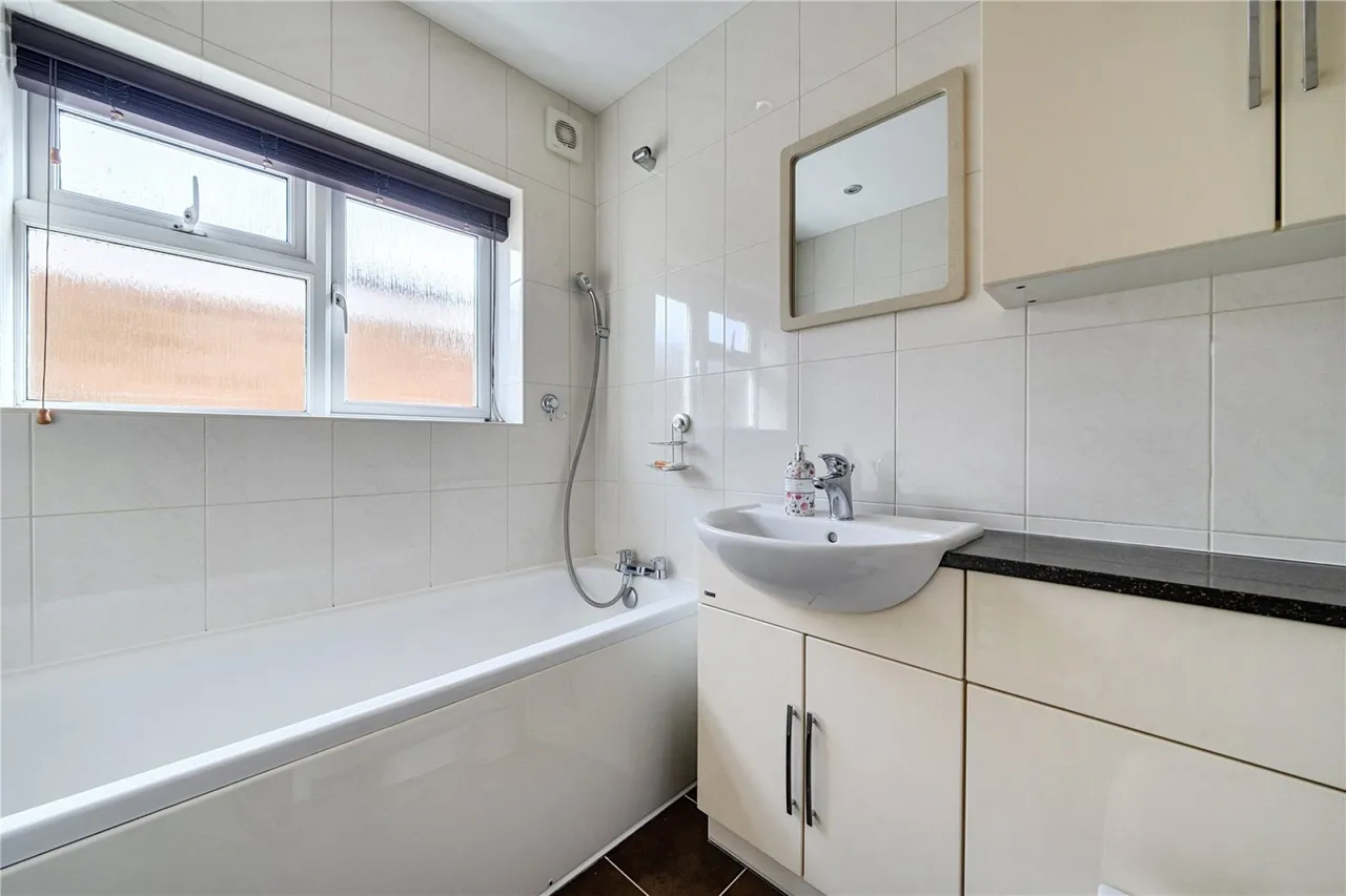 Hillands Drive, Leckhampton, GL53, photo 19