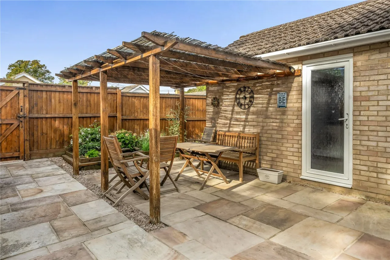 Hillands Drive, Leckhampton, GL53, photo 13