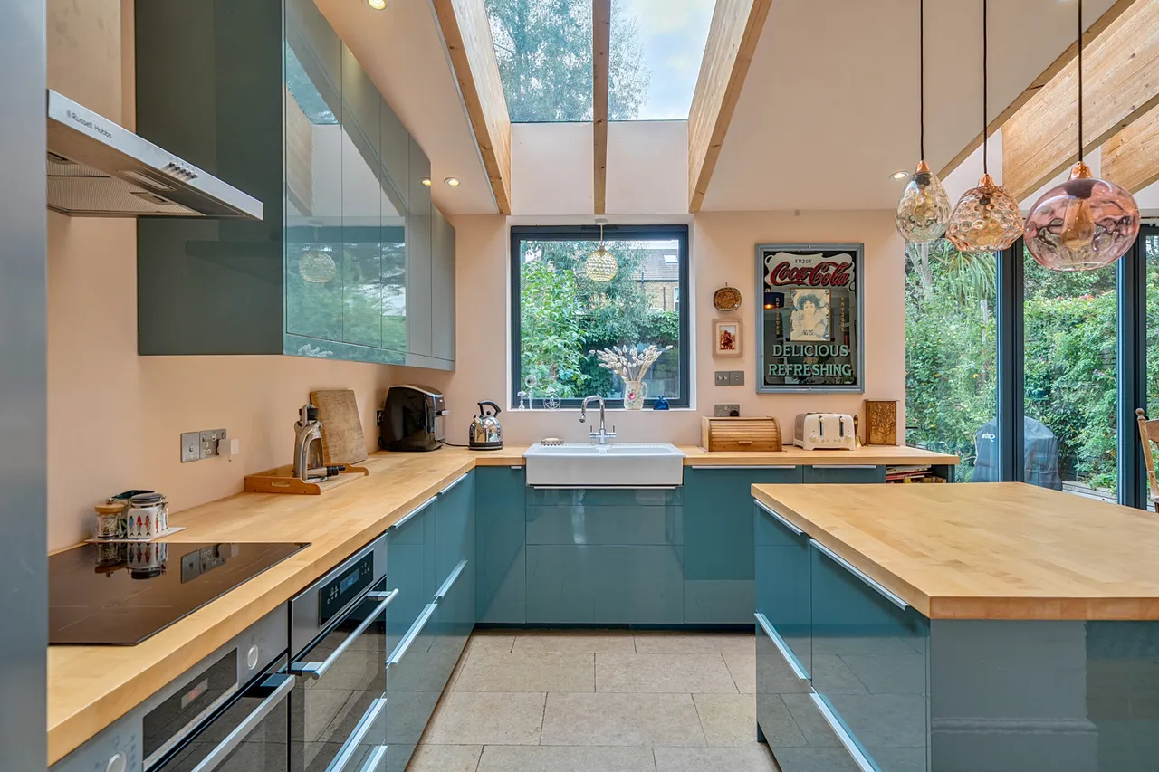 Ardgowan Road, SE6, photo 13