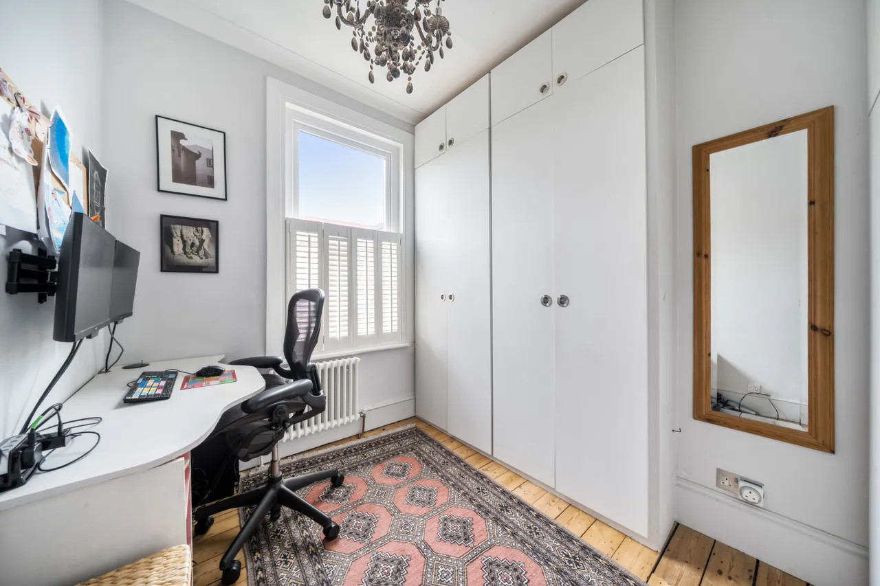 Ardgowan Road, SE6, photo 18