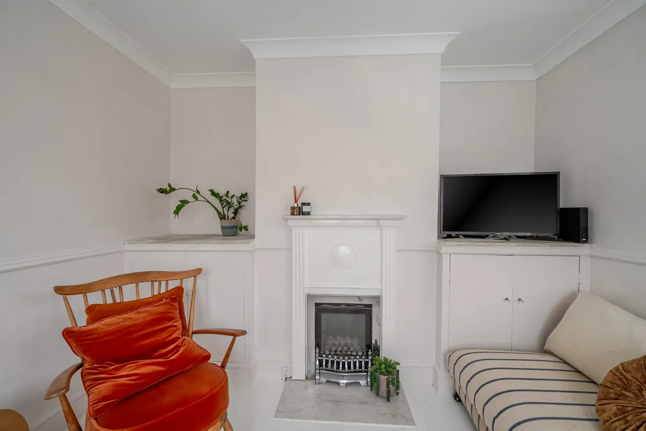 St. Georges Road, Badshot Lea, GU9, photo 7