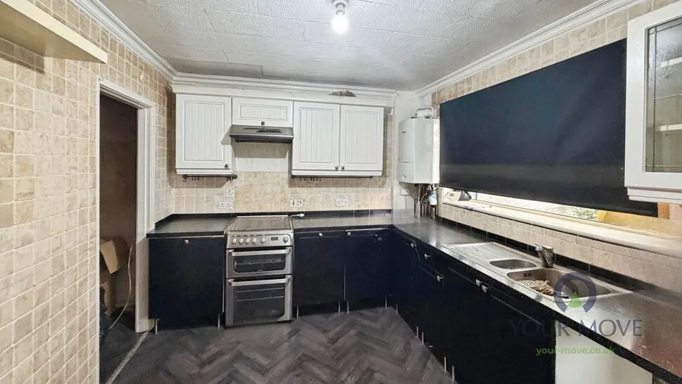 Yorkdale, Oldham, Greater Manchester, OL4, photo 2
