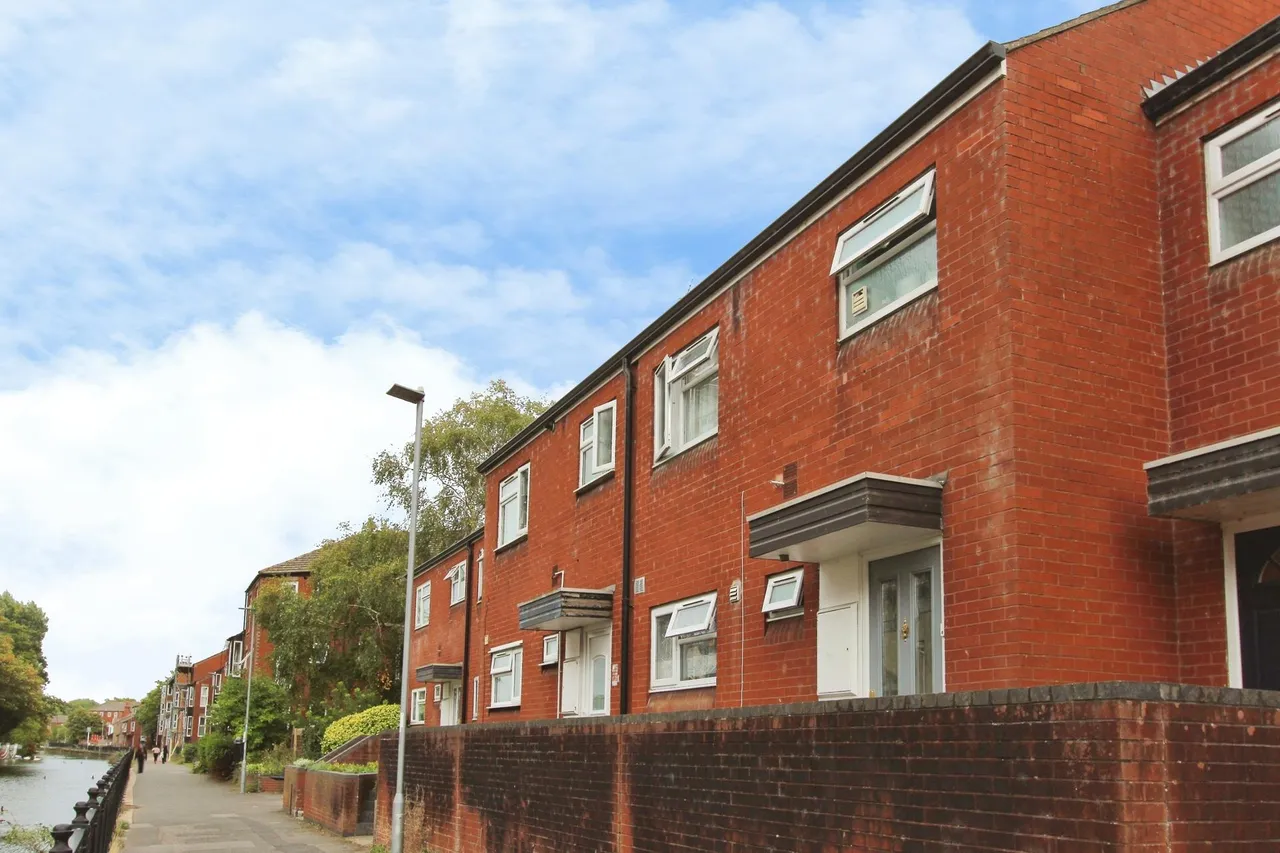3 bed house to rent, Kennet Side, Reading, RG1