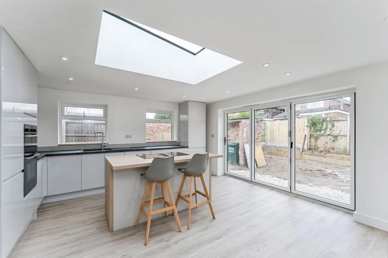 Bridgewater Drive, Vicars Cross, CH3, photo 2